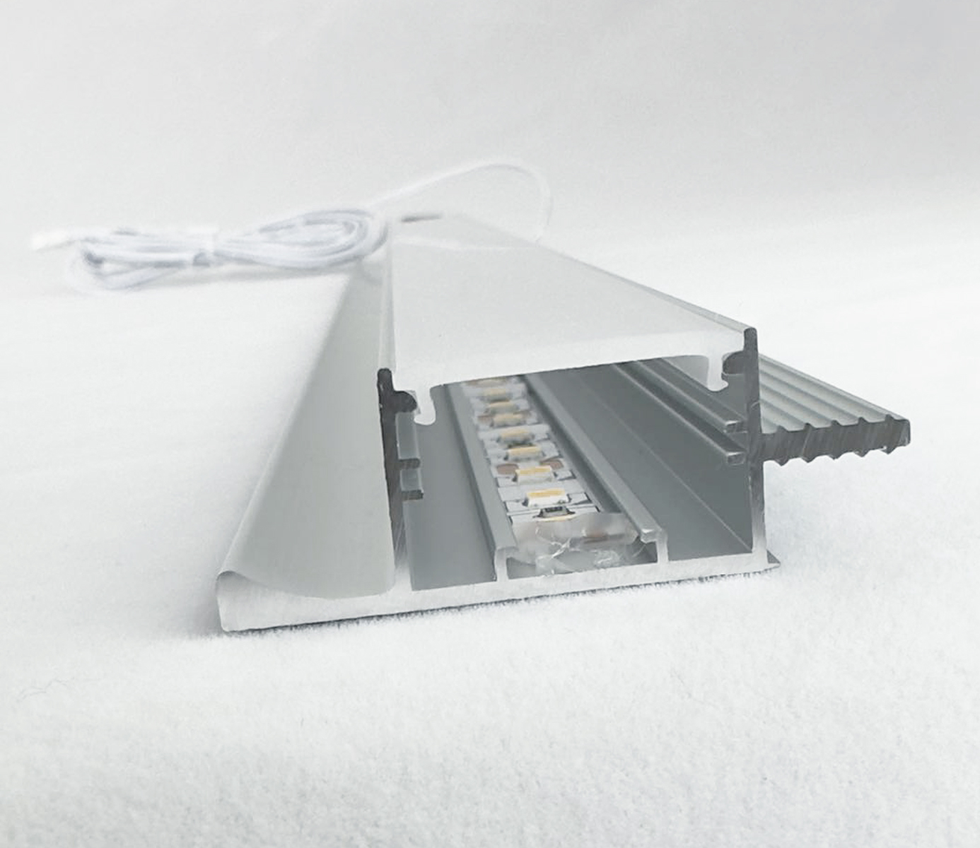 AuraEdge Handle-free LED Aluminum Profile